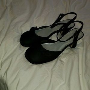 Ladies shoes